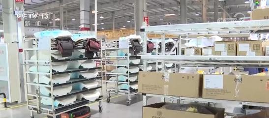 遼寧沈陽(yáng):加工車(chē)間忙生產(chǎn) "擼起袖子"趕訂單